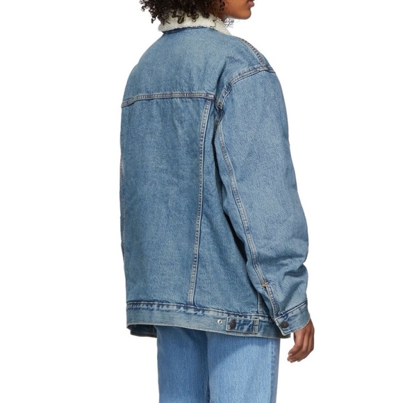 Levis shearling denim jacket - Picture 3 of 10